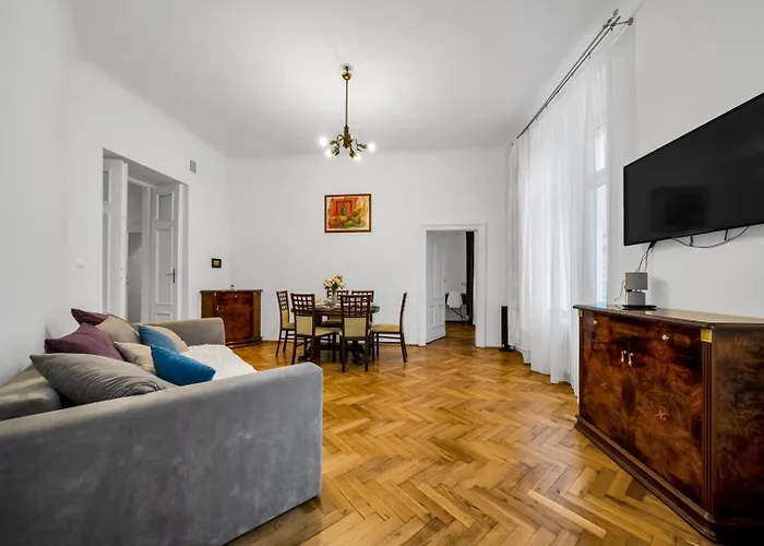 Polna Apartment - Balcony, Workspace, Top Location - By Rentujemy